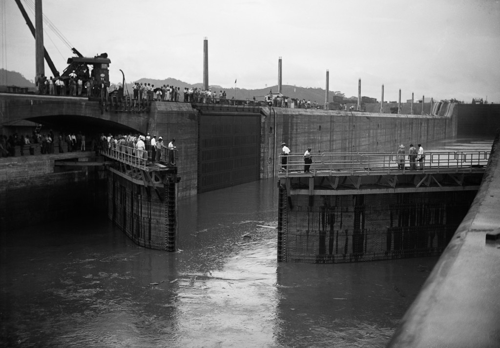 Miraflores Locks Opening to Receive First Ship