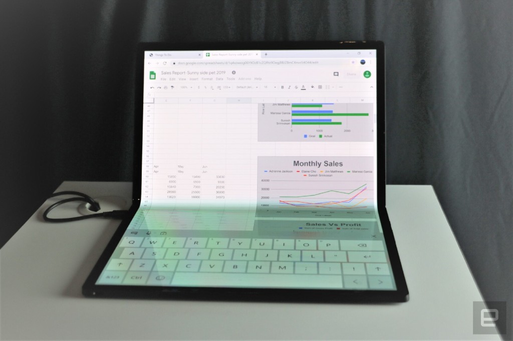 intel-horseshoe-bend-foldable-tablet-pc-hands-on-at-ces-2020-3