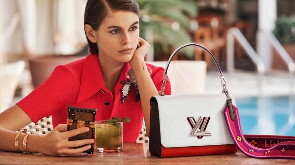 Кайя Гербер в своей первой кампании для Louis Vuitton